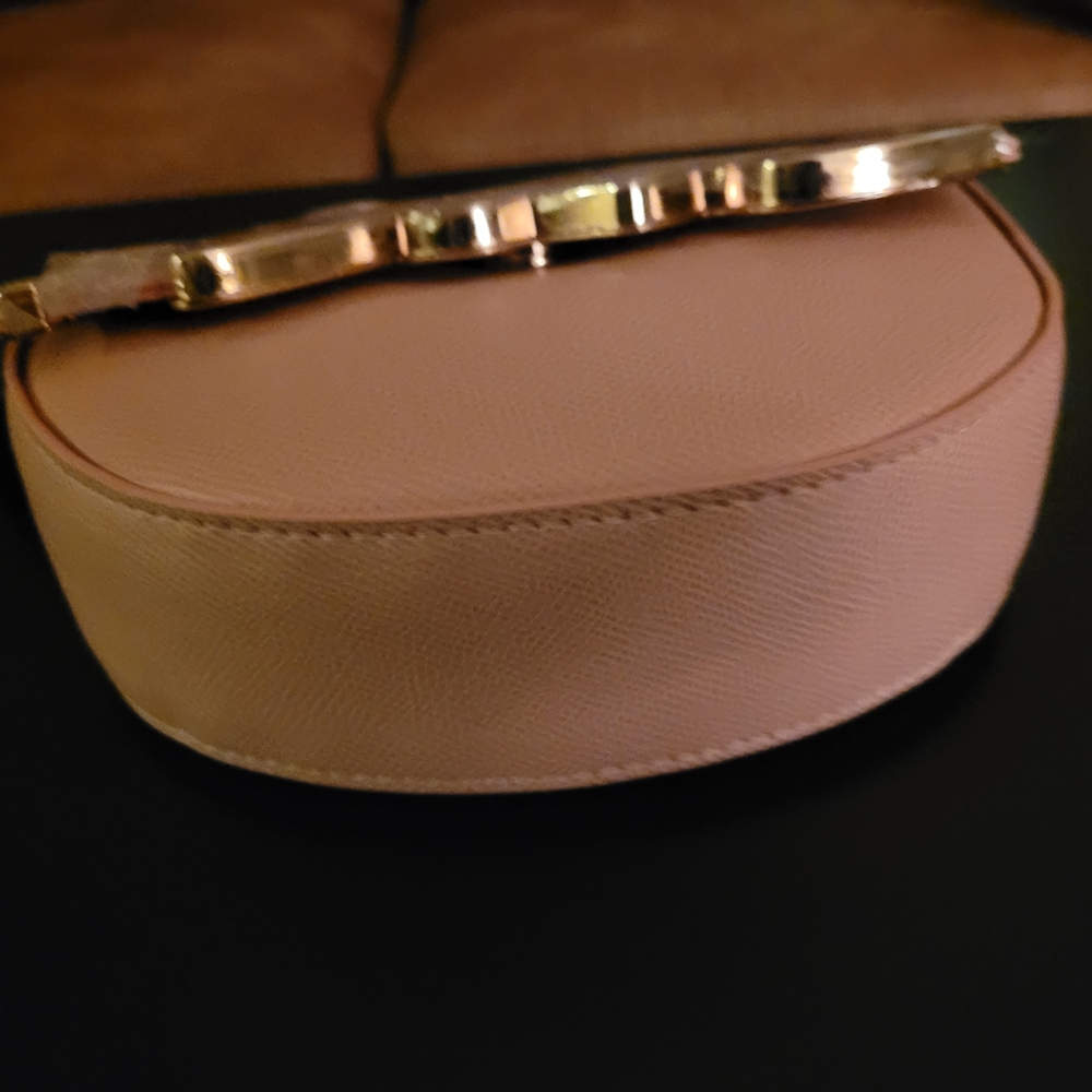 Bebe Pink Crossbody Bag - Picture 8 of 8